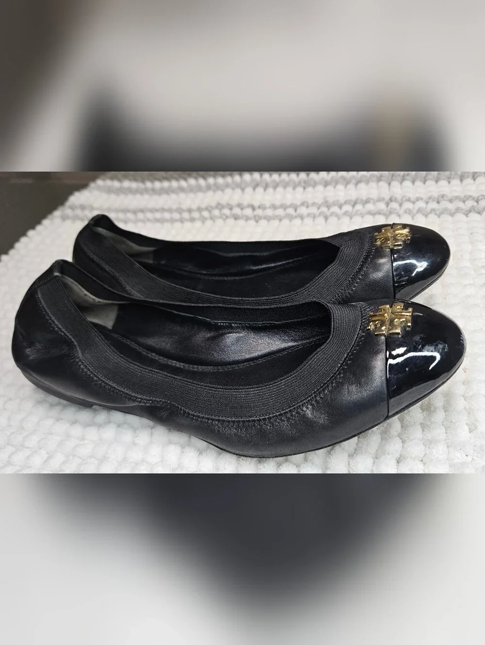 Tory Burch Ballet Flats Size-8 Black Gold Leather Jolie Stretch Shoes.